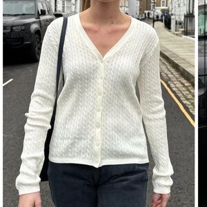 White Cable Knit Sweater BRANDY MELVILLE